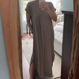Entro Taupe Maxi Dress